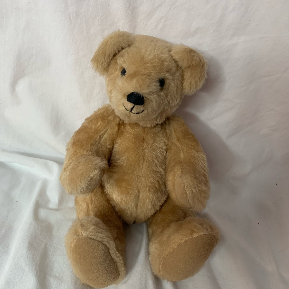 vintage 1987 CJ stuffed bear movable arms legs